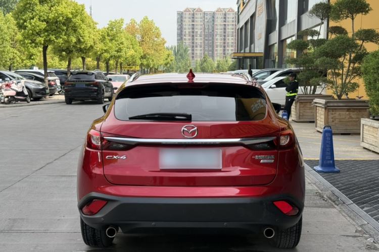 Used Mazda CX-4 2018 2.0L Automatic Two-Wheel Drive Blue Sky Leading Edition China V Standard Exterior 2