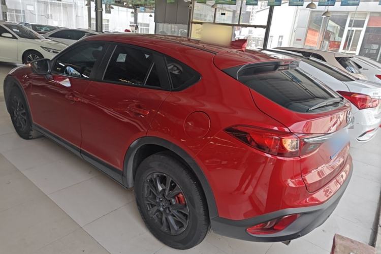 Used Mazda CX-4 2018 2.0L Automatic Two-Wheel Drive Blue Sky Dynamic Version China V Standard Exterior 2