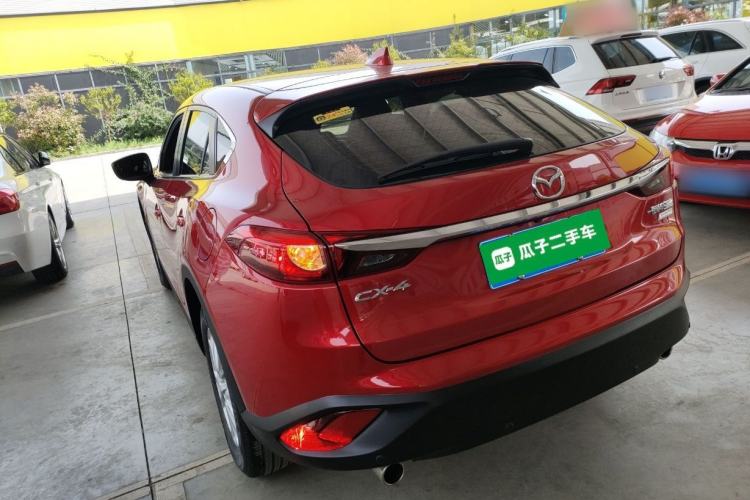 Used Mazda CX-4 2018 2.0L Automatic 2WD Blue Sky Exploration Edition China VI Standard Exterior 2