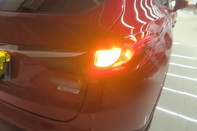Used Mazda CX-4 2018 2.0L Automatic Two-Wheel Drive Blue Sky Exploration Version China V Standard Exterior 3