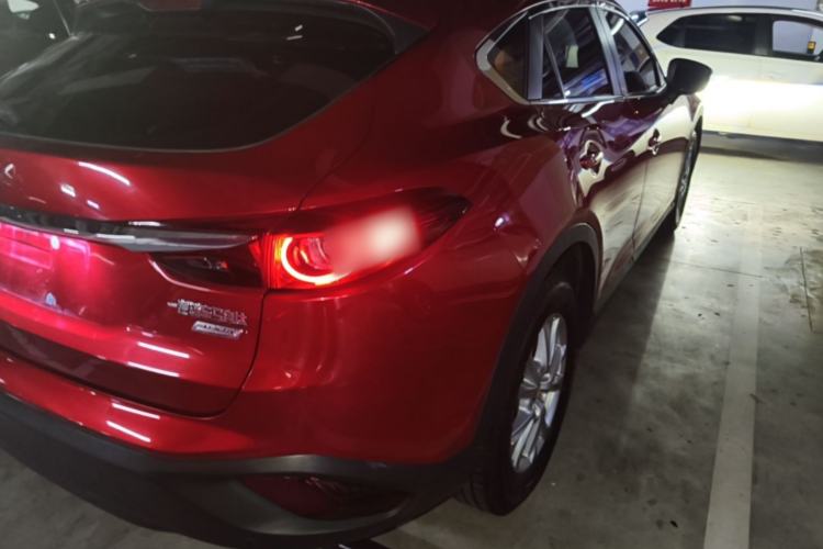 Used Mazda CX-4 2018 2.0L Automatic Two-Wheel Drive Blue Sky Dynamic Version China VI Standard Exterior 3