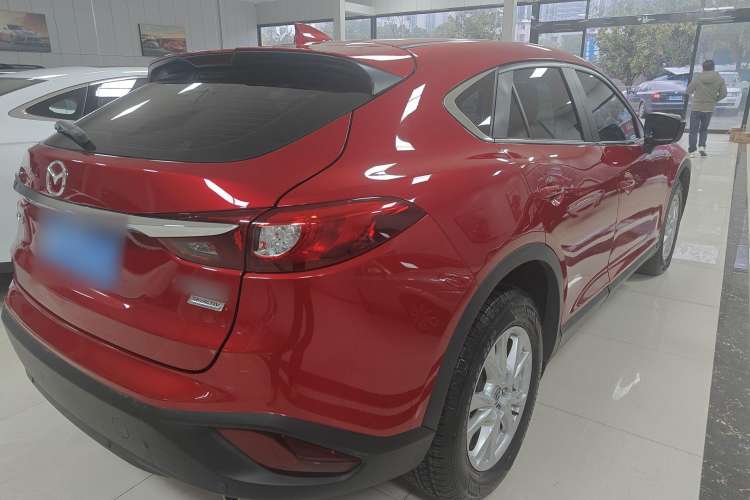 Used Mazda CX-4 2018 2.0L Automatic Two-Wheel Drive Blue Sky Dynamic Version China V Standard Exterior 3
