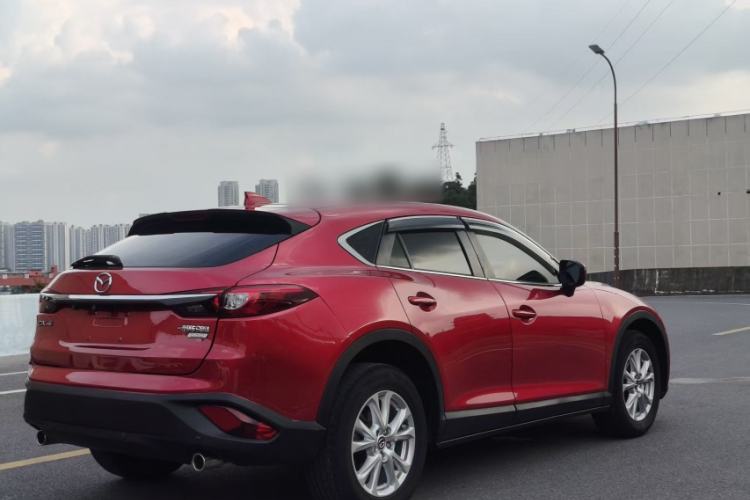 Used Mazda CX-4 2018 2.0L Automatic Two-Wheel Drive Blue Sky Dynamic Version China V Standard Exterior 5