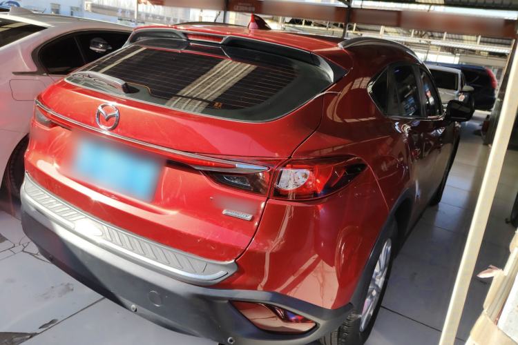 Used Mazda CX-4 2018 2.0L Automatic Two-Wheel Drive Blue Sky Dynamic Version China V Standard Exterior 5