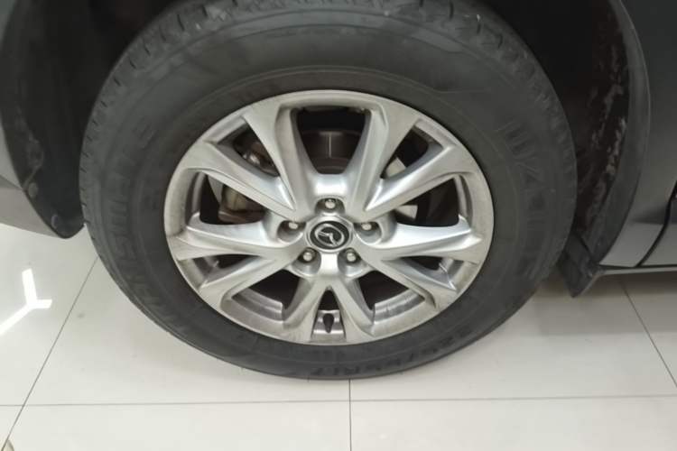 Used Mazda CX-4 2018 2.0L Automatic Two-Wheel Drive Blue Sky Dynamic Version China VI Standard Exterior 5