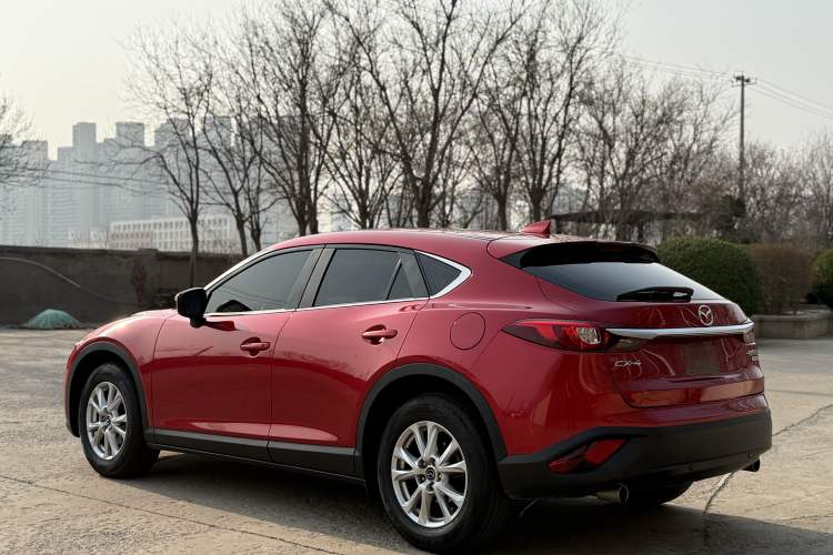 Used Mazda CX-4 2018 2.0L Automatic 2WD Blue Sky Exploration Edition China VI Standard Exterior 5