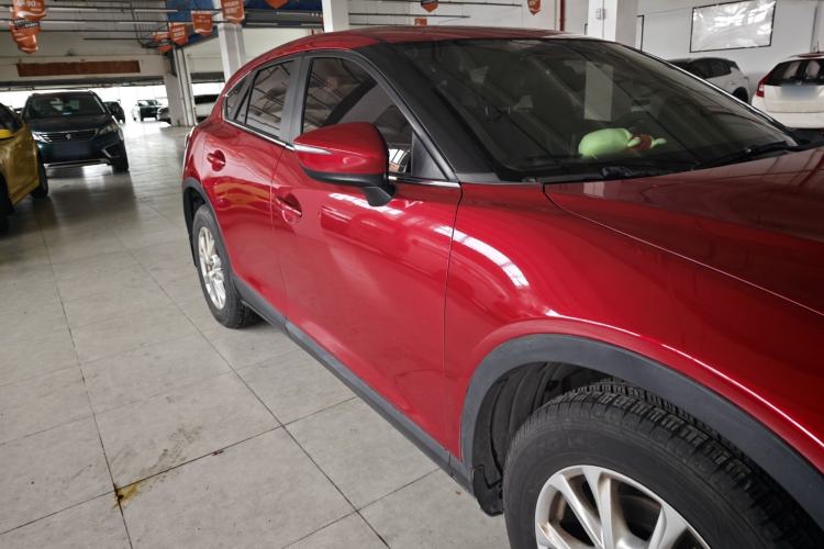 Used Mazda CX-4 2018 2.0L Automatic Two-Wheel Drive Blue Sky Dynamic Version China V Standard Exterior 5