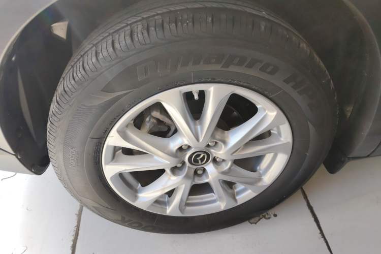 Used Mazda CX-4 2018 2.0L Automatic Two-Wheel Drive Blue Sky Dynamic Version China V Standard Exterior 8