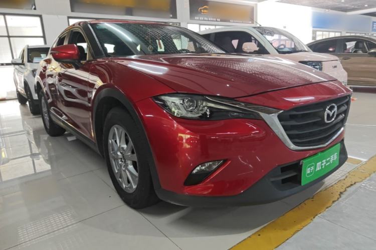 Used Mazda CX-4 2018 2.0L Automatic Two-Wheel Drive Blue Sky Dynamic Version China V Standard Front Right 45 Deg