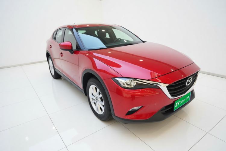 Used Mazda CX-4 2018 2.0L Automatic Two-Wheel Drive Blue Sky Dynamic Version China V Standard Front Right 45 Deg