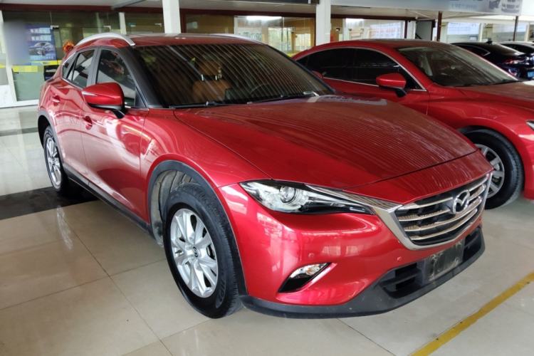 Used Mazda CX-4 2018 2.0L Automatic Two-Wheel Drive Blue Sky Dynamic Version China VI Standard Front Right 45 Deg