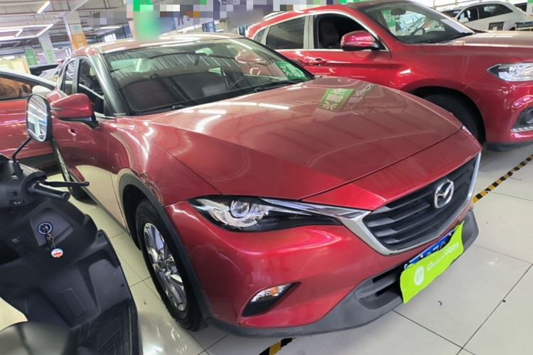 Used Mazda CX-4 2018 2.0L Automatic Two-Wheel Drive Blue Sky Dynamic Version China VI Standard Front Right 45 Deg