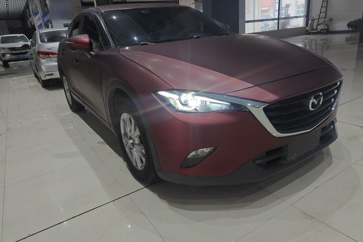 Used Mazda CX-4 2018 2.0L Automatic Two-Wheel Drive Blue Sky Dynamic Version China V Standard Front Right 45 Deg