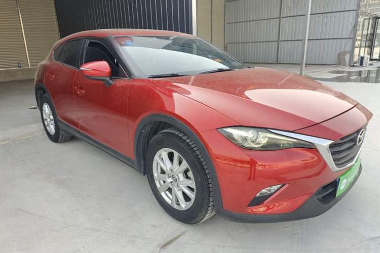 Used Mazda CX-4 2018 2.0L Automatic Two-Wheel Drive Blue Sky Dynamic Version China VI Standard Front Right 45 Deg