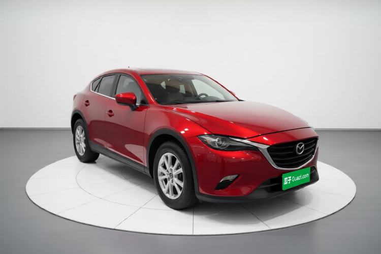 Used Mazda CX-4 2018 2.0L Automatic Two-Wheel Drive Blue Sky Dynamic Version China V Standard Front Right 45 Deg