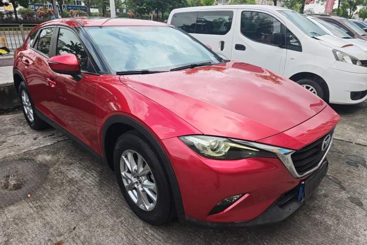 Used Mazda CX-4 2018 2.0L Automatic Two-Wheel Drive Blue Sky Exploration Version China V Standard Front Right 45 Deg