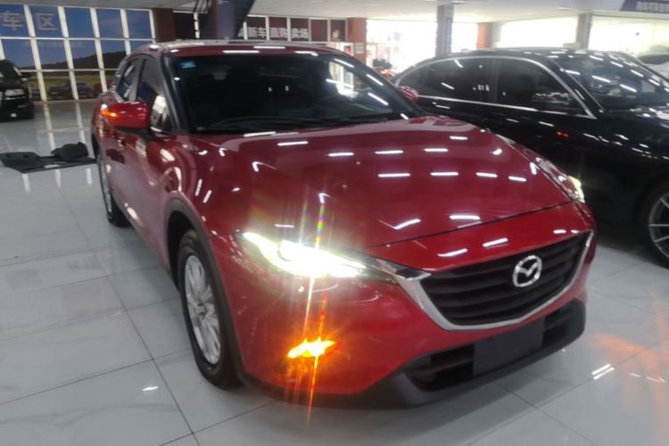 Used Mazda CX-4 2018 2.0L Automatic Two-Wheel Drive Blue Sky Dynamic Version China V Standard Front Right 45 Deg