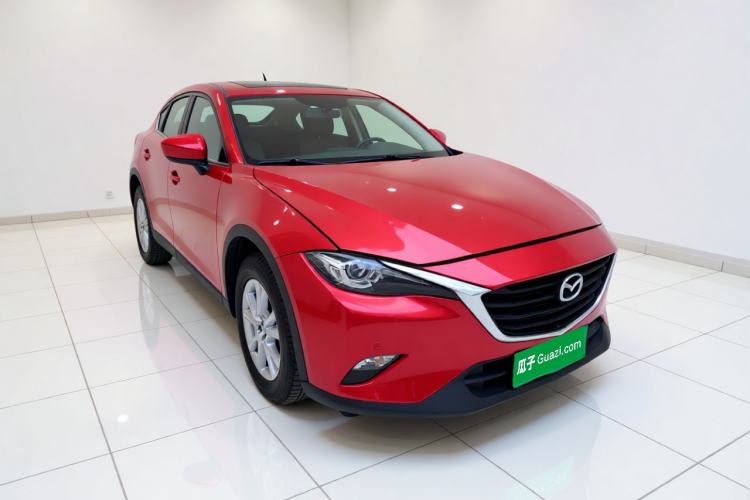 Used Mazda CX-4 2018 2.0L Automatic Two-Wheel Drive Blue Sky Dynamic Version China V Standard Front Right 45 Deg