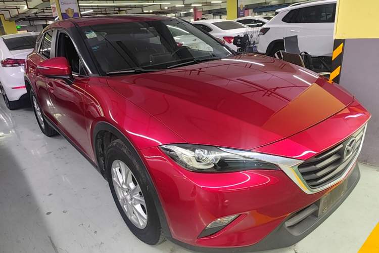 Used Mazda CX-4 2018 2.0L Automatic Two-Wheel Drive Blue Sky Dynamic Version China V Standard Front Right 45 Deg
