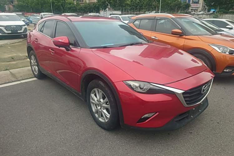 Used Mazda CX-4 2018 2.0L Automatic Two-Wheel Drive Blue Sky Dynamic Version China VI Standard Front Right 45 Deg