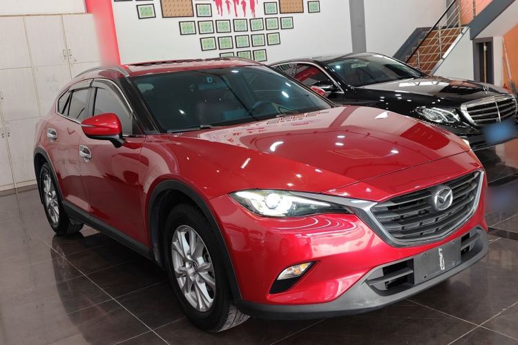 Used Mazda CX-4 2018 2.0L Automatic Two-Wheel Drive Blue Sky Dynamic Version China V Standard Front Right 45 Deg