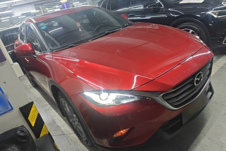 Used Mazda CX-4 2018 2.0L Automatic Two-Wheel Drive Blue Sky Premium Upgrade Version China VI Standard Front Right 45 Deg