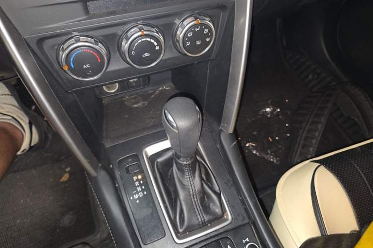 Used Mazda CX-4 2018 2.0L Automatic Two-Wheel Drive Blue Sky Dynamic Version China V Standard Gear Lever