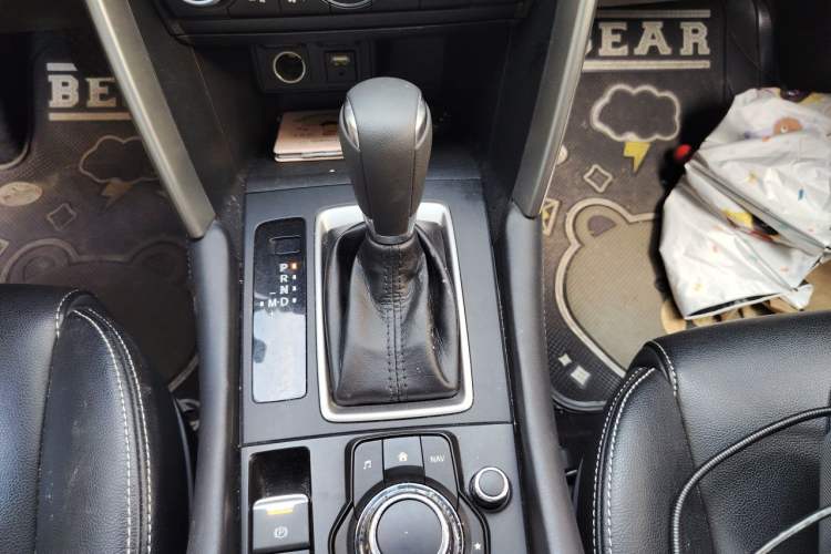 Used Mazda CX-4 2018 2.0L Automatic Two-Wheel Drive Blue Sky Dynamic Version China V Standard Gear Lever