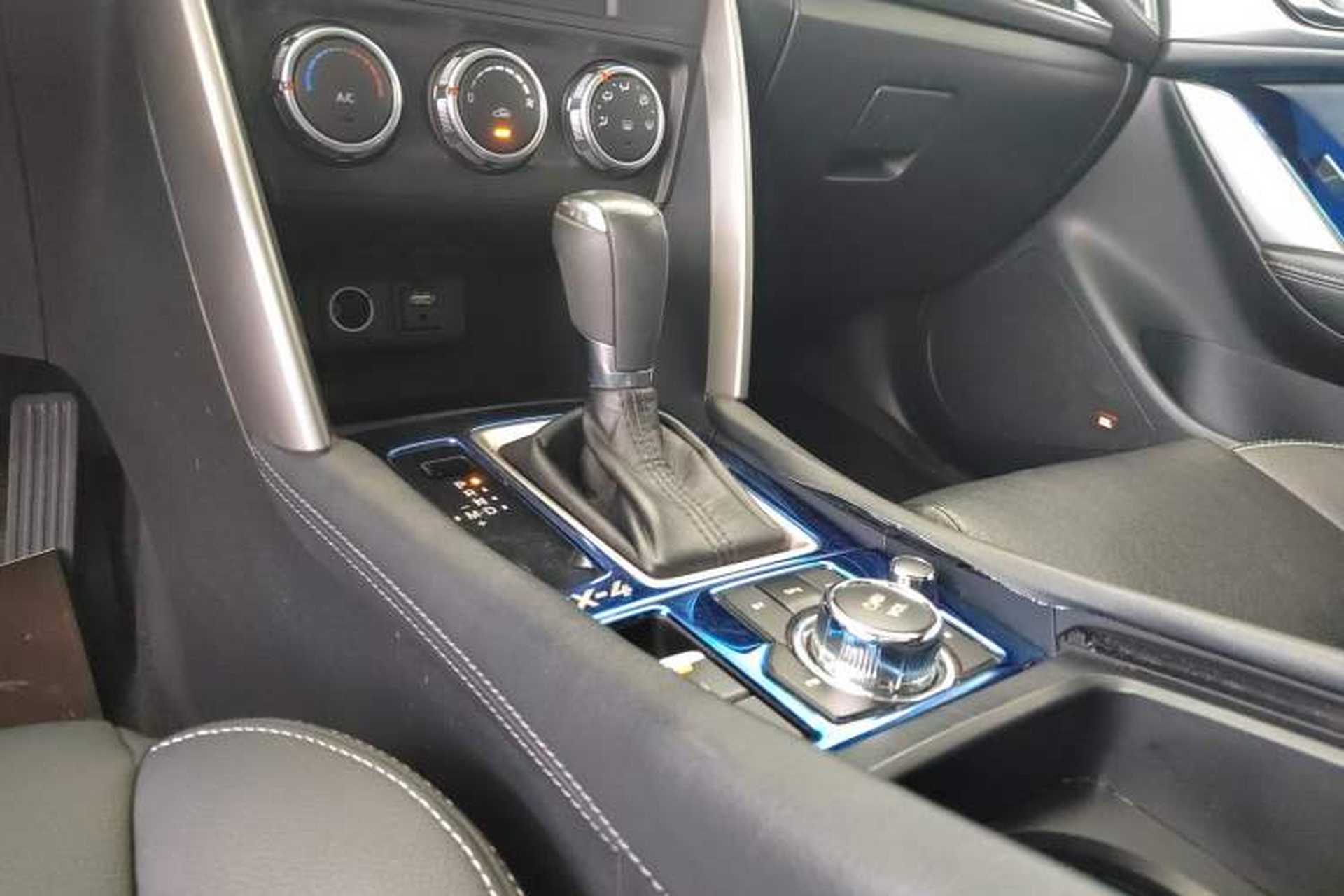 Used Mazda CX-4 2018 2.0L Automatic Two-Wheel Drive Blue Sky Dynamic Version China V Standard Gear Lever