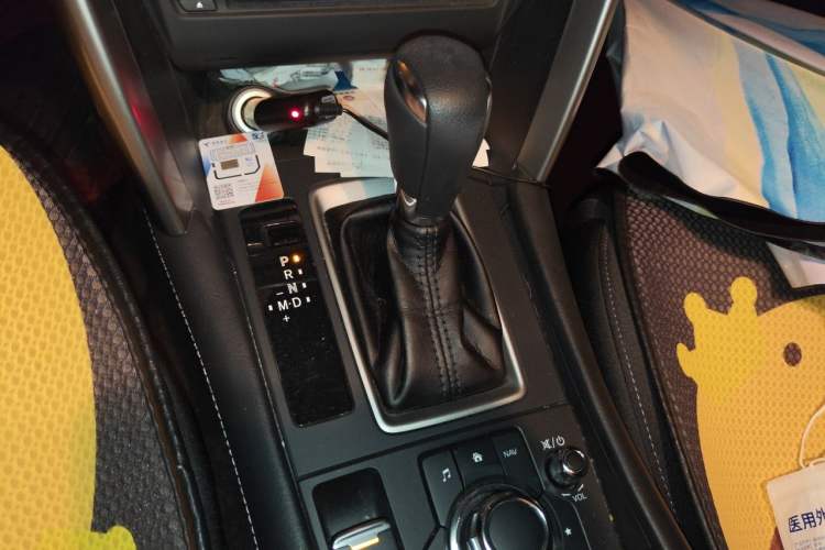 Used Mazda CX-4 2018 2.0L Automatic Two-Wheel Drive Blue Sky Exploration Version China V Standard Gear Lever