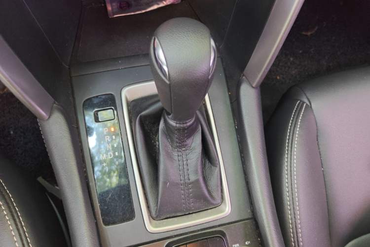 Used Mazda CX-4 2018 2.0L Automatic Two-Wheel Drive Blue Sky Dynamic Version China V Standard Gear Lever
