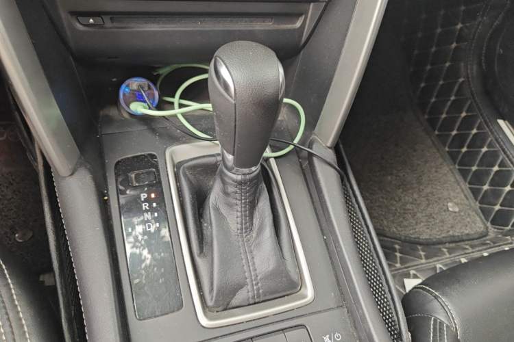 Used Mazda CX-4 2018 2.0L Automatic Two-Wheel Drive Smart Tech Edition China VI Gear Lever