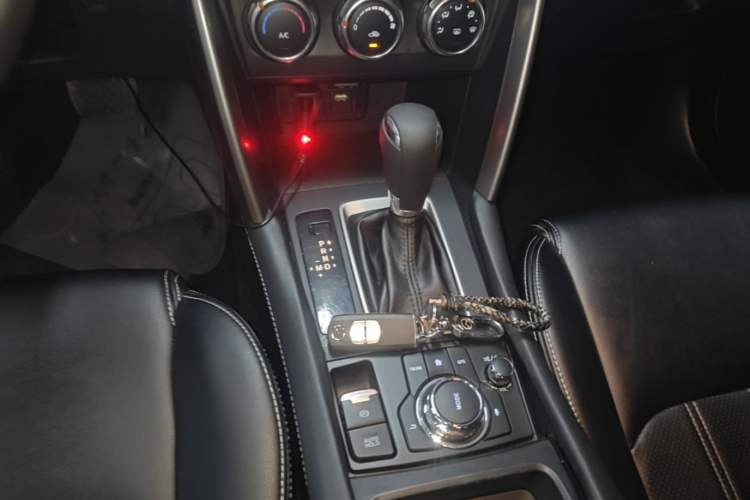 Used Mazda CX-4 2018 2.0L Automatic Two-Wheel Drive Blue Sky Dynamic Version China V Standard Gear Lever
