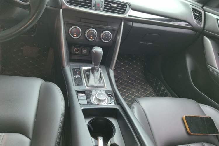 Used Mazda CX-4 2018 2.0L Automatic Two-Wheel Drive Blue Sky Dynamic Version China V Standard Gear Lever