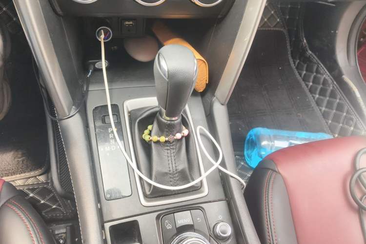 Used Mazda CX-4 2018 2.0L Automatic Two-Wheel Drive Blue Sky Dynamic Version China V Standard Gear Lever