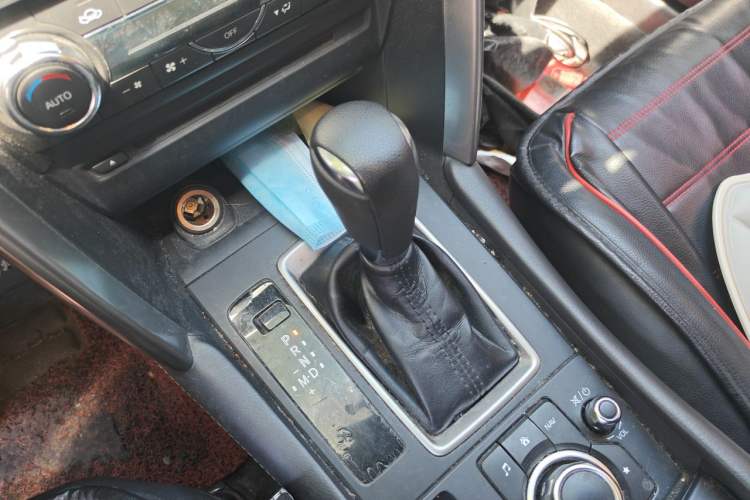 Used Mazda CX-4 2018 2.0L Automatic 2WD ZhiLing Tech Edition China V Standard Gear Lever