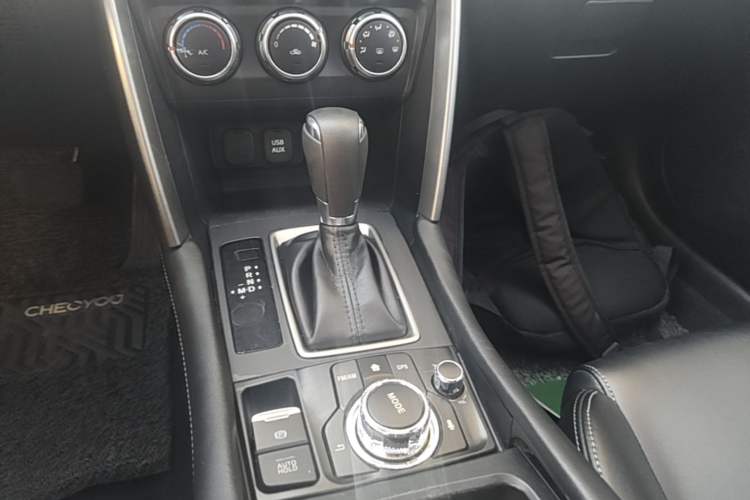 Used Mazda CX-4 2018 2.0L Automatic Two-Wheel Drive Blue Sky Dynamic Version China V Standard Gear Lever