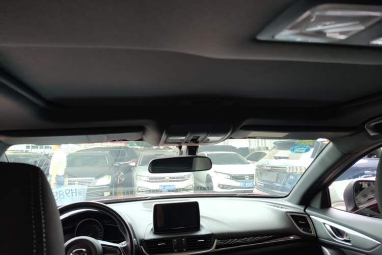 Used Mazda CX-4 2018 2.0L Automatic Two-Wheel Drive Blue Sky Dynamic Version China V Standard Headliner