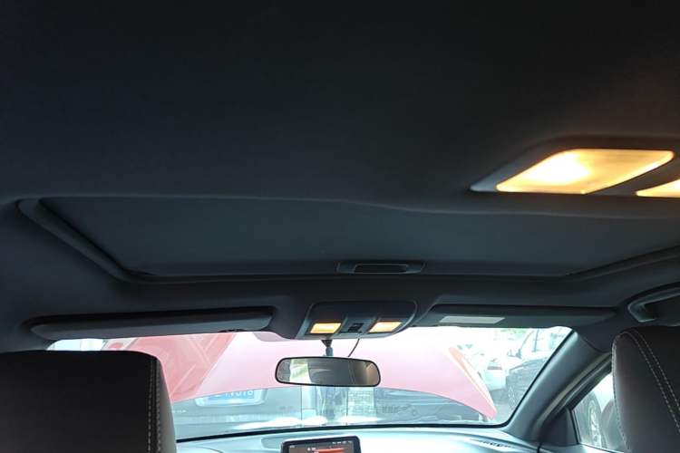 Used Mazda CX-4 2018 2.0L Automatic Two-Wheel Drive Blue Sky Dynamic Version China V Standard Headliner