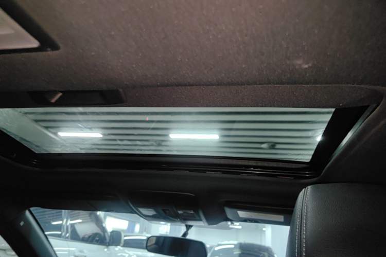 Used Mazda CX-4 2018 2.0L Automatic Two-Wheel Drive Blue Sky Premium Upgrade Version China V Standard Headliner
