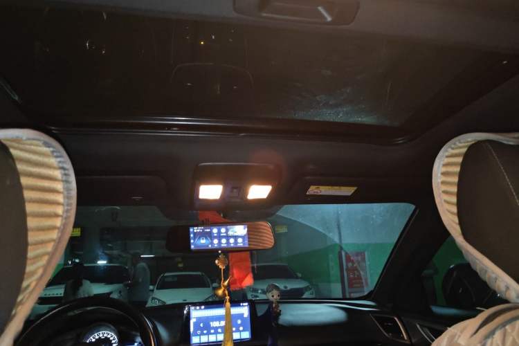Used Mazda CX-4 2018 2.0L Automatic 2WD Blue Sky Exploration Edition China VI Standard Headliner