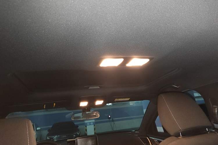 Used Mazda CX-4 2018 2.0L Automatic Two-Wheel Drive Blue Sky Dynamic Version China V Standard Headliner