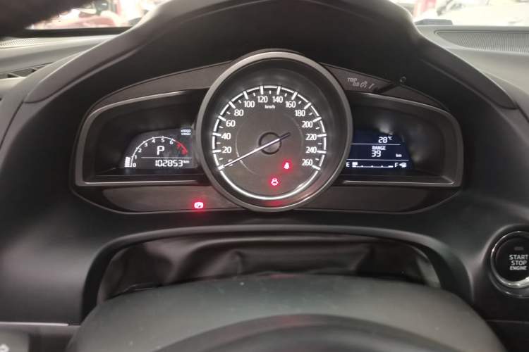 Used Mazda CX-4 2018 2.0L Automatic Two-Wheel Drive Blue Sky Dynamic Version China VI Standard Instrument Cluster