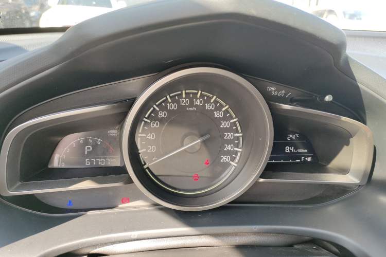 Used Mazda CX-4 2018 2.0L Automatic Two-Wheel Drive Blue Sky Exploration Version China V Standard Instrument Cluster