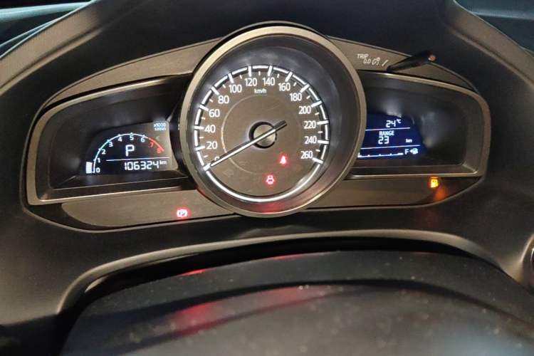 Used Mazda CX-4 2018 2.0L Automatic Two-Wheel Drive Blue Sky Dynamic Version China VI Standard Instrument Cluster
