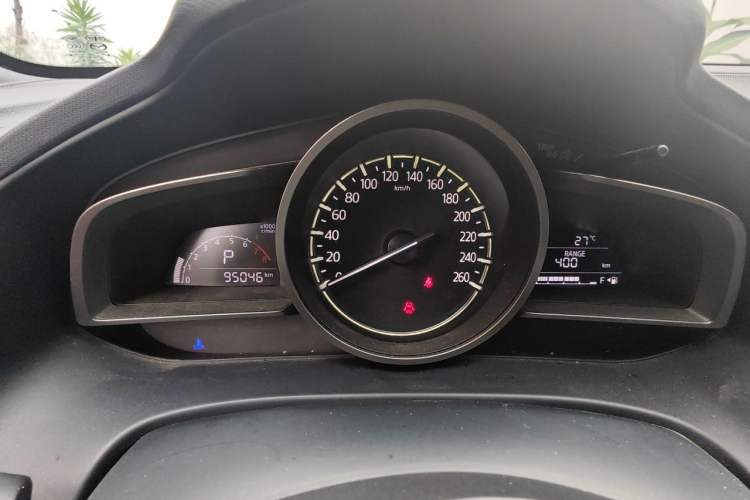 Used Mazda CX-4 2018 2.0L Automatic Two-Wheel Drive Blue Sky Dynamic Version China V Standard Instrument Cluster