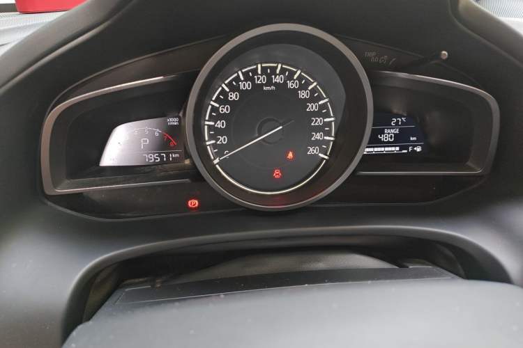 Used Mazda CX-4 2018 2.0L Automatic Two-Wheel Drive Blue Sky Premium Upgrade Version China V Standard Instrument Cluster