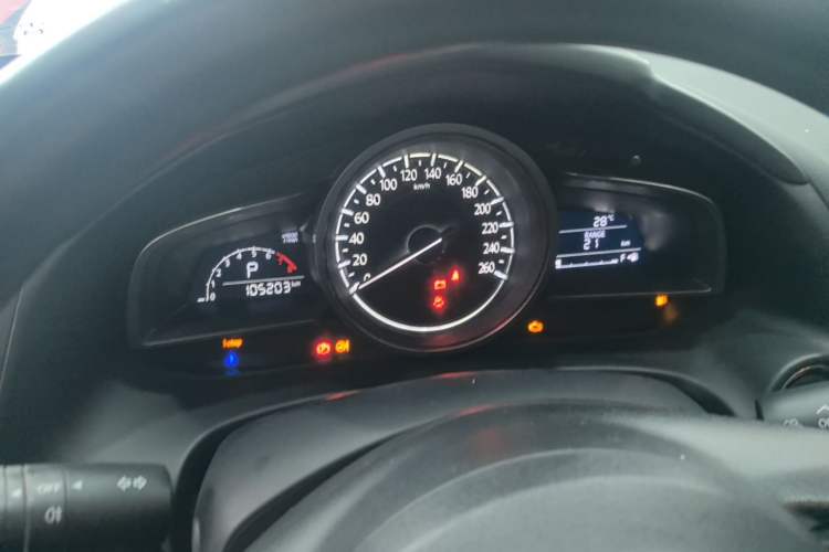 Used Mazda CX-4 2018 2.0L Automatic Two-Wheel Drive Blue Sky Dynamic Version China VI Standard Instrument Cluster