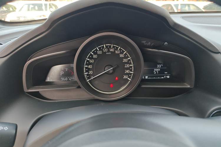 Used Mazda CX-4 2018 2.0L Automatic Two-Wheel Drive Blue Sky Premium Upgrade Version China VI Standard Instrument Cluster