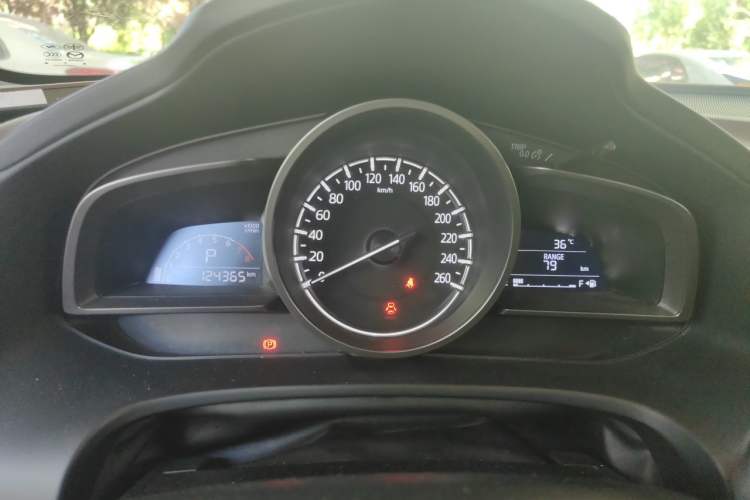Used Mazda CX-4 2018 2.0L Automatic Two-Wheel Drive Blue Sky Dynamic Version China V Standard Instrument Cluster